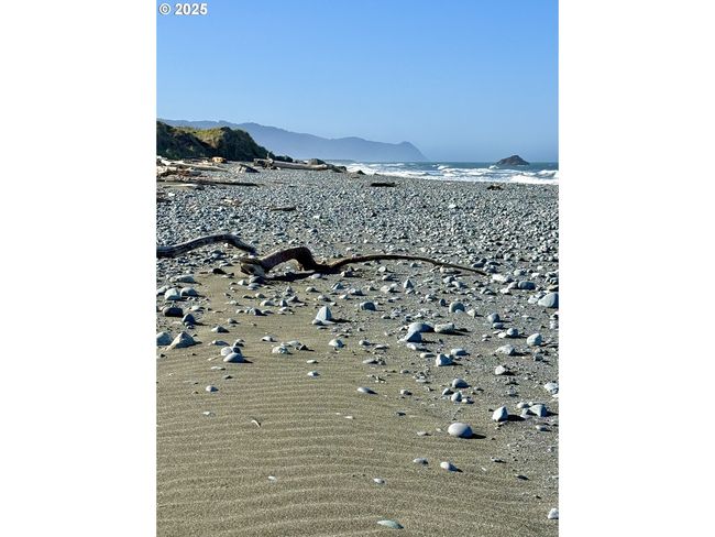4 - 000 Old Coast Hwy, Home with 0 bedrooms, 0 bathrooms and null parking in Gold Beach OR | Image 18