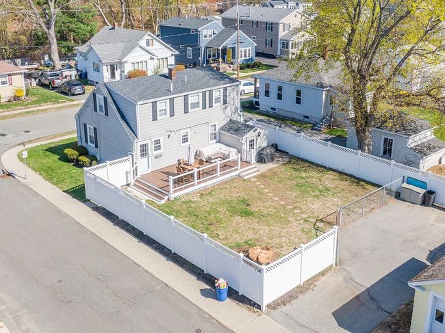 18 Glendale Ave, House other with 3 bedrooms, 2 bathrooms and 3 parking in Peabody MA | Image 39