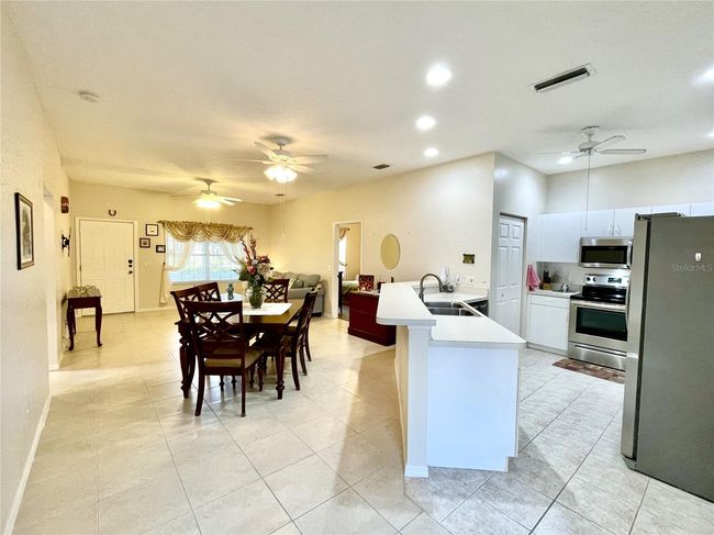 1431 Red Oak Ln, House other with 2 bedrooms, 2 bathrooms and null parking in PORT CHARLOTTE FL | Image 16