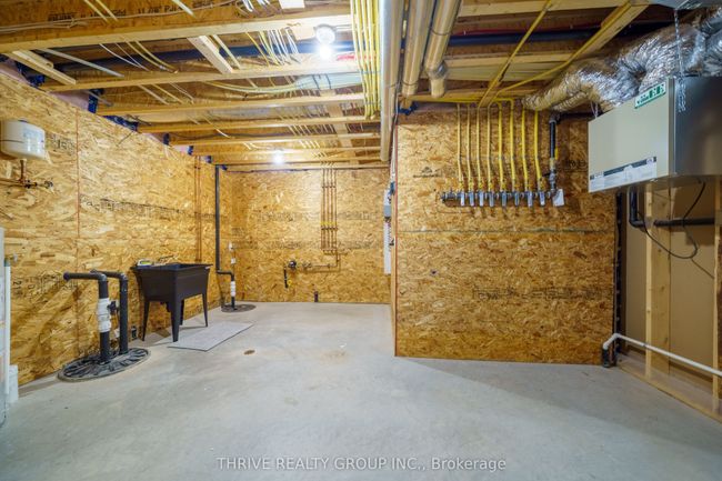 10107 Pinery Bluffs Rd, House other with 4 bedrooms, 4 bathrooms and 10 parking in Grand Bend ON | Image 37
