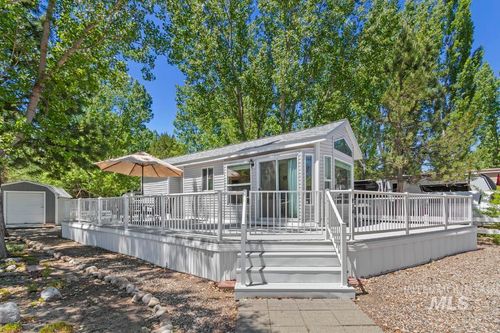 14 P St, Cascade, ID, 83611 | Card Image