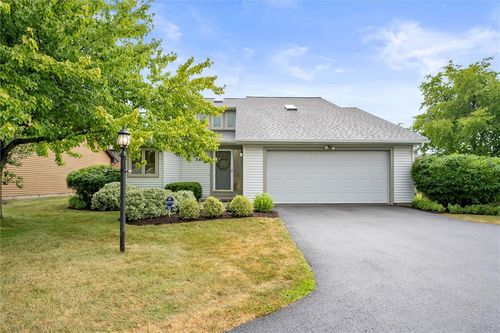 34 Gailhaven Ct, Rochester, NY, 14618-5604 | Card Image