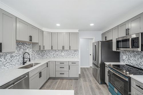 apt-3-2203 S Holly St, Denver, CO, 80222-5612 | Card Image