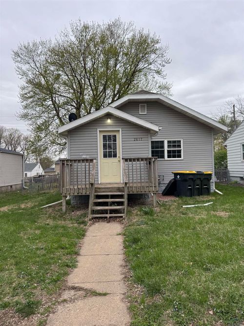 2617 S Martha St, Sioux City, IA, 51106-3315 | Card Image