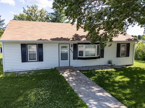 406 20th Ave, Gilbertville, IA, 50634-7788 | Card Image