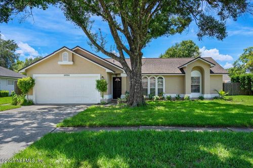 10334 Triple Crown Ave, Jacksonville, FL, 32257-4789 | Card Image