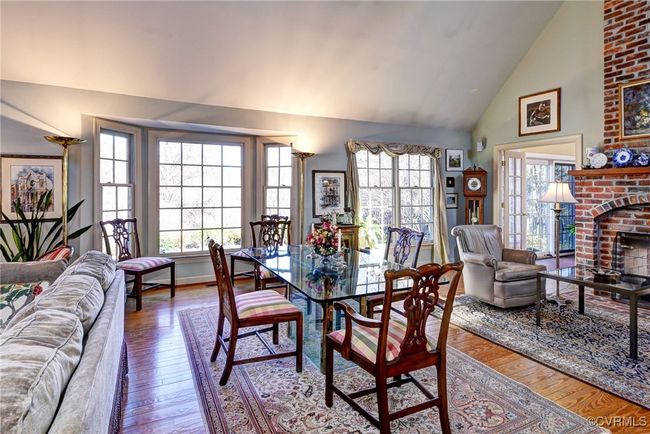 Dining area | Image 11