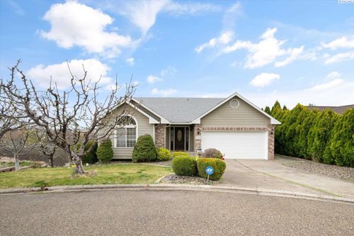 1937 Mountain View Dr, Prosser, WA, 99350-1266 | Card Image