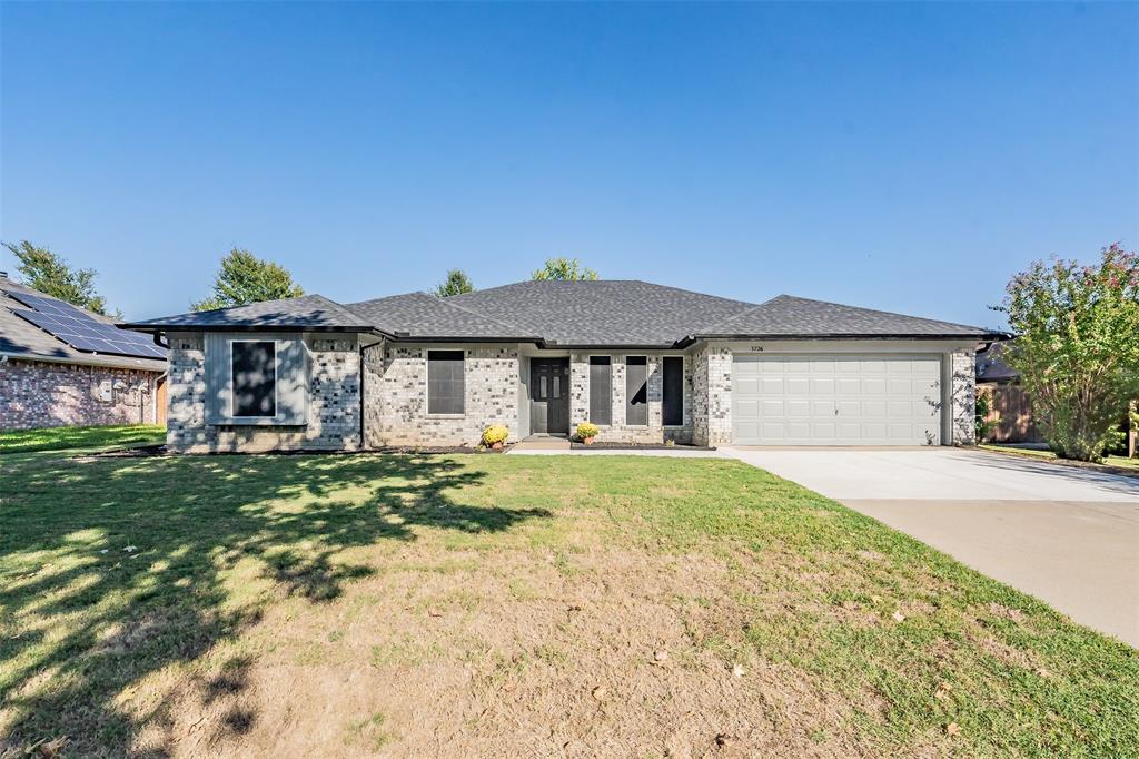 Oak Meadow Dr, Grand Prairie, TX 75052