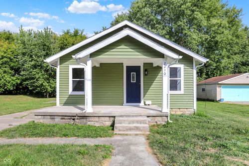 2210 S Penn St, Muncie, IN, 47302-4371 | Card Image