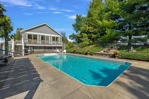 19196 Cleveland Ave, Galien, MI, 49113-9723 | Card Image