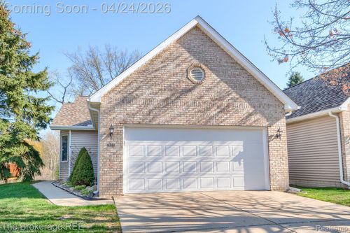 9201 Emily Dr, Davison, MI, 48423-2886 | Card Image
