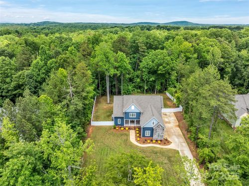 1622 Hunters Place Rd, York, SC, 29745-7691 | Card Image