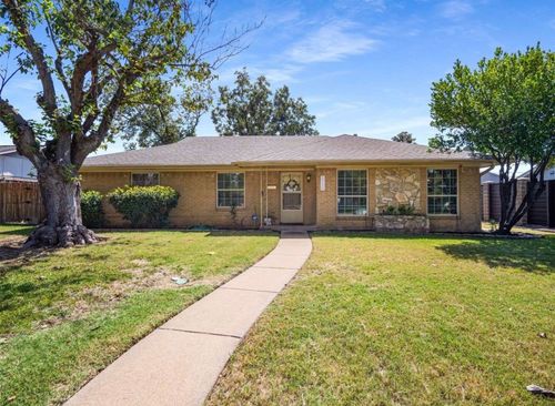 3750 Ridgeoak Way, Farmers Branch, TX, 75244-5429 | Card Image