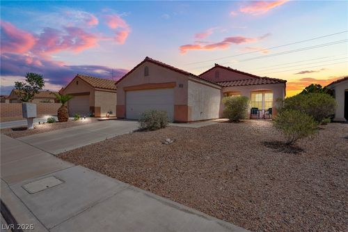 848 Angelus Oaks Dr, Henderson, NV, 89011-1857 | Card Image