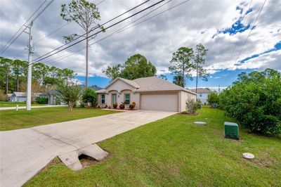 129 Rae Drive, House other with 3 bedrooms, 2 bathrooms and null parking in Palm Coast FL | Image 2