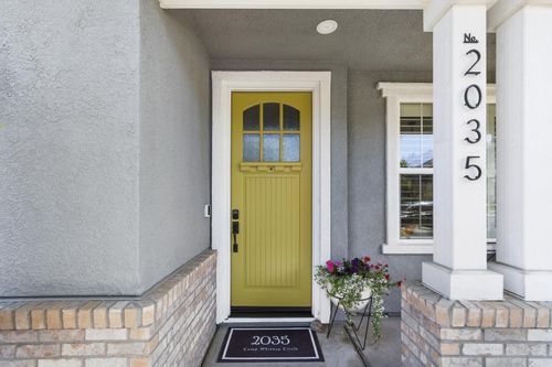 2035 Camp Whitney Cir, Rocklin, CA, 95765-5452 | Card Image