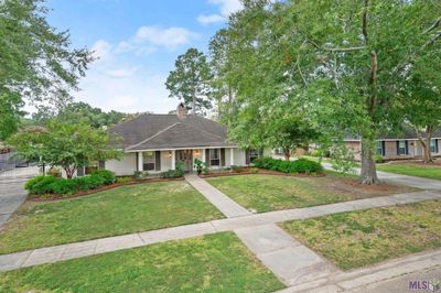 12710 E Sheraton Ave, House other with 5 bedrooms, 2 bathrooms and null parking in Baton Rouge LA | Image 3