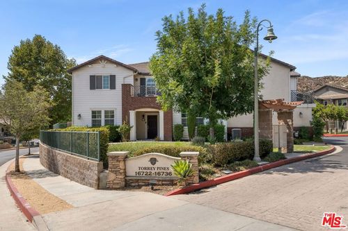 51-16730 Nicklaus Dr, Sylmar, CA, 91342 | Card Image