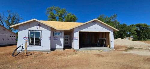 213 Tomahawk, Clearwater, KS, 67026 | Card Image