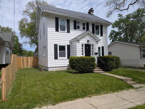 1306 State St, Saginaw, MI, 48602-5463 | Card Image