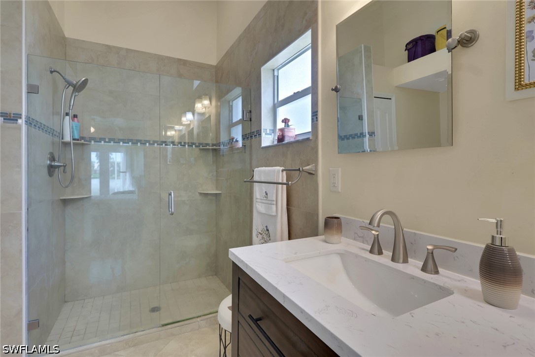 Residential in Naples 5