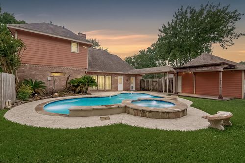 1402 Bittersweet Dr, Richmond, TX, 77406-6506 | Card Image