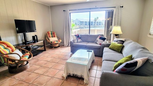 2004 Bayhouse Dr, Condo with 3 bedrooms, 3 bathrooms and null parking in Rockport TX | Image 5