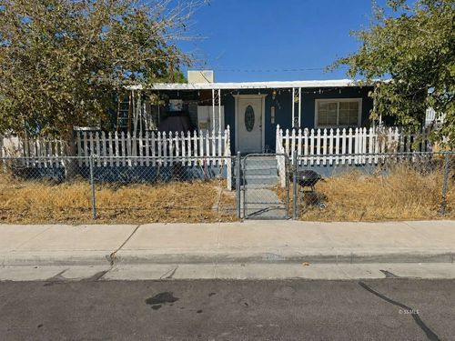 300 W Moyer St, Ridgecrest, CA, 93555 | Card Image