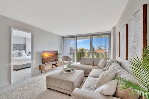 apt-509-531 N Ocean Blvd, Pompano Beach, FL, 33062-4612 | Card Image
