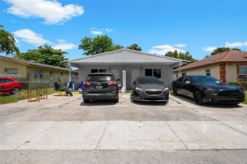 b-2731 Nw 14th St, Fort Lauderdale, FL, 33311-5129 | Card Image