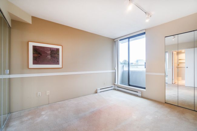 533 - 666 Leg In Boot Square, Condo with 3 bedrooms, 2 bathrooms and 2 parking in Vancouver BC | Image 25