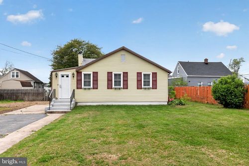 202 Minquadale Blvd, NEW CASTLE, DE, 19720-1356 | Card Image