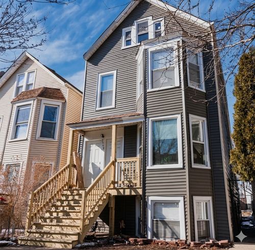1r-2968 Ridgeway Ave, Chicago, IL, 60618-7316 | Card Image