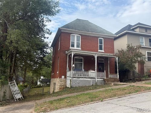 427 N 7th St, Hannibal, MO, 63401-3337 | Card Image