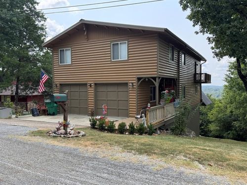 2 Goti Dr, Cherokee Village, AR, 72529-1822 | Card Image