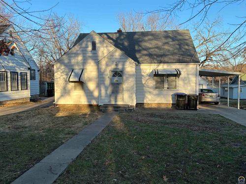 2240 Se Maryland Ave, Topeka, KS, 66605-1340 | Card Image