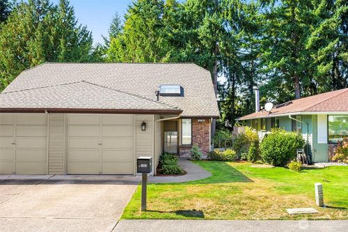 24613 13th Avenue S, Des Moines, WA, 98198 | Card Image