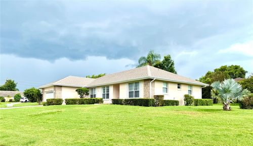 2130 Saxon Ln, LAKELAND, FL, 33810-6233 | Card Image