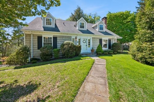 9 Overlook Ter, Short Hills, NJ, 07078-2564 | Card Image