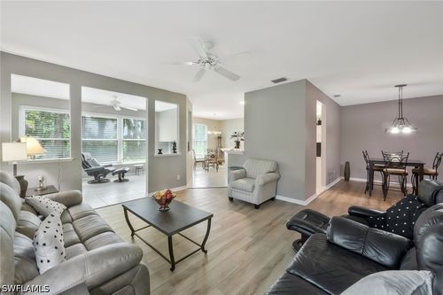 101-1340 Charleston Square Dr, NAPLES, FL, 34110-9140 | Card Image