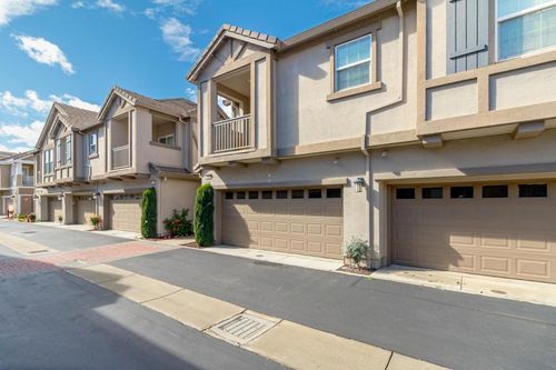 173 S Veracruz Pl, Tracy, CA, 95391 | Card Image