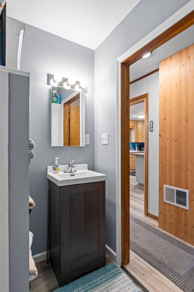 26-web-or-mls-7075 Dickenson Ln-114.jpg | Image 26