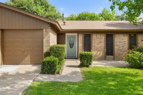 704 Brookwood Circle, Taylor, TX, 76574 | Card Image