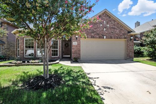 5729 Diamond Valley Dr, Fort Worth, TX, 76179-7606 | Card Image