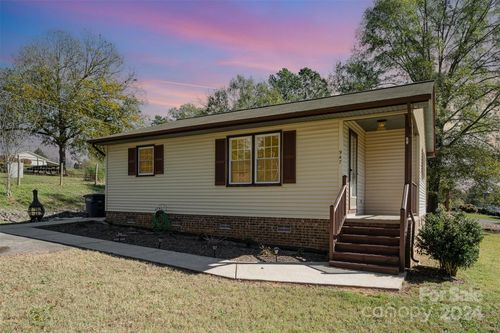 947 Page Street, Mount Pleasant, NC, 28124 | Card Image