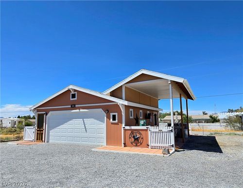3391 S Adobe Ct, Pahrump, NV, 89048-3765 | Card Image