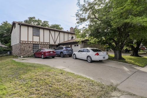 625 Nw Renfro St, Burleson, TX, 76028-3450 | Card Image