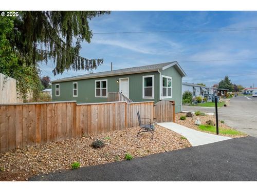 24-204 Cascade Dr, Lebanon, OR, 97355 | Card Image