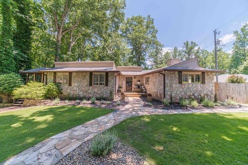 45 Lakepoint Dr, dawsonville, GA, 30534-7825 | Card Image